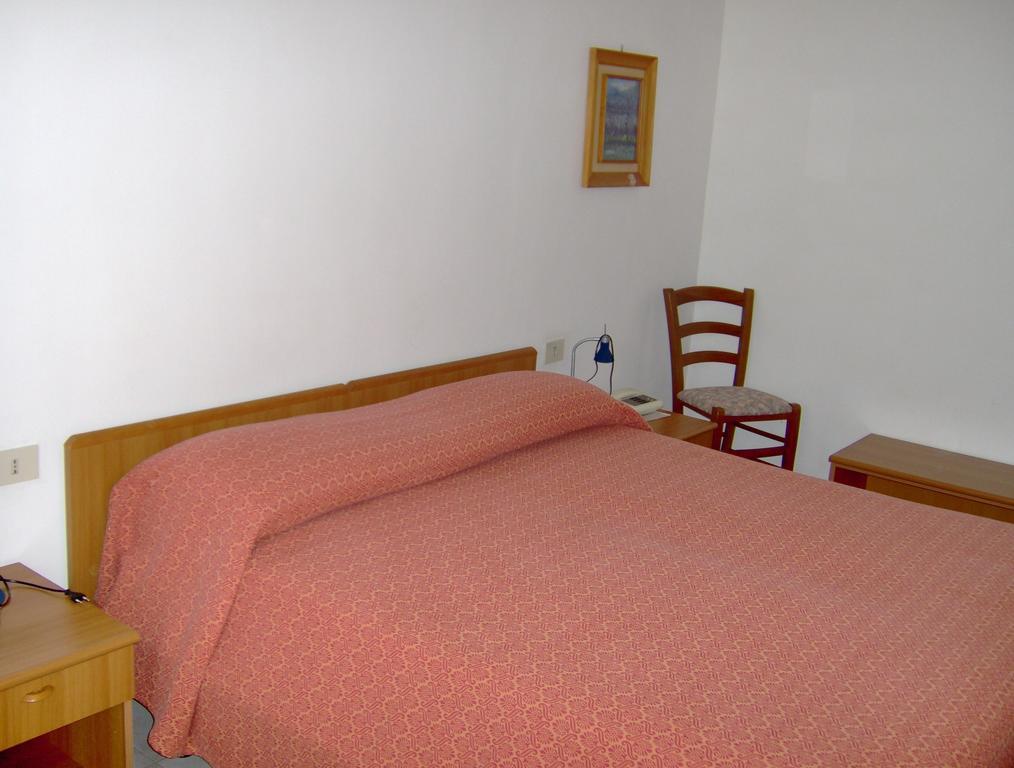 Hotel Svizzero 桑吉内托 客房 照片